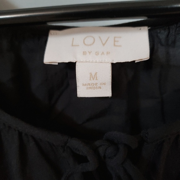 Black Flowy Blouse - Picture 5 of 7